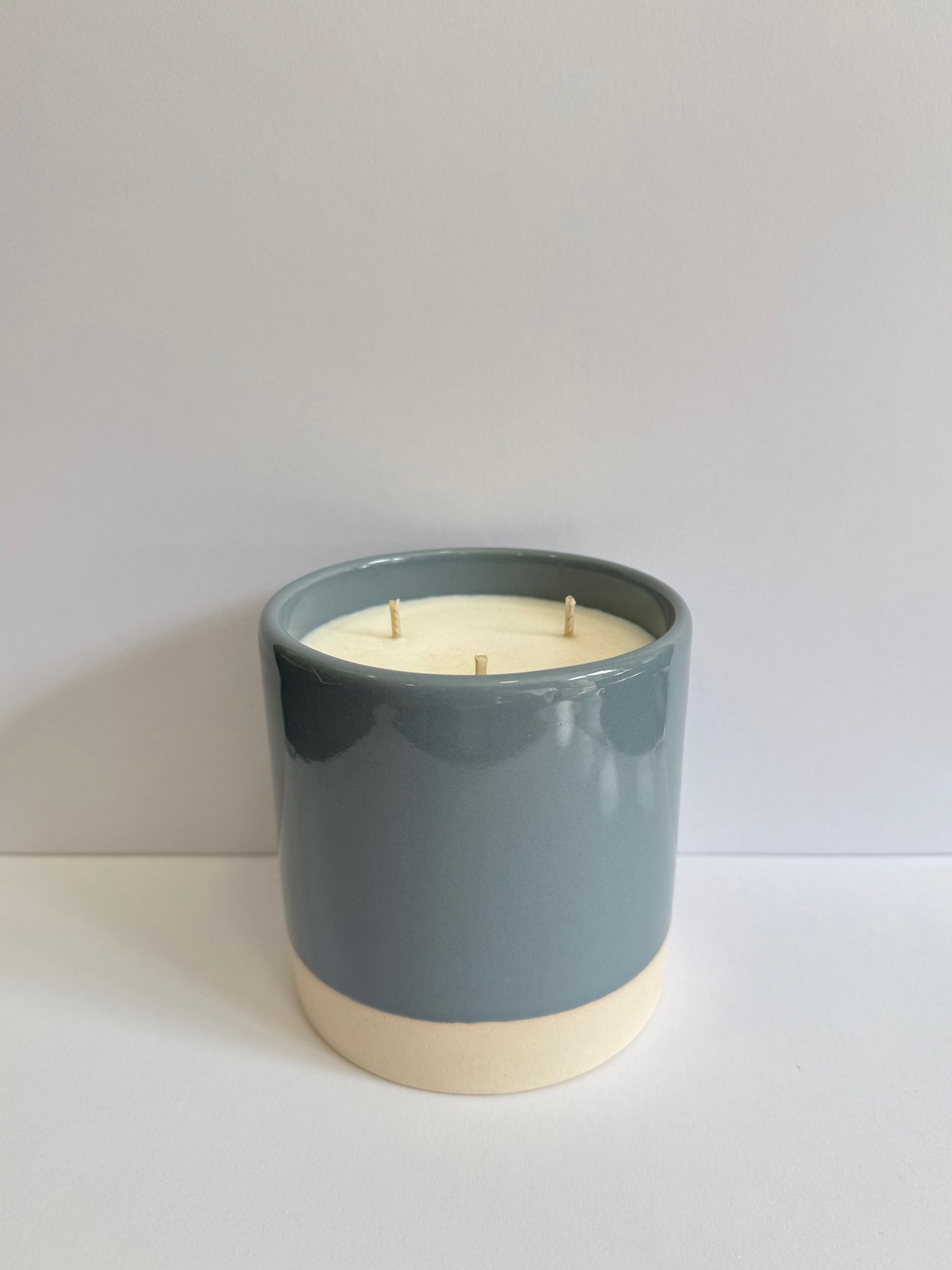 BOUGIE PANTONE - BLEU GRIS